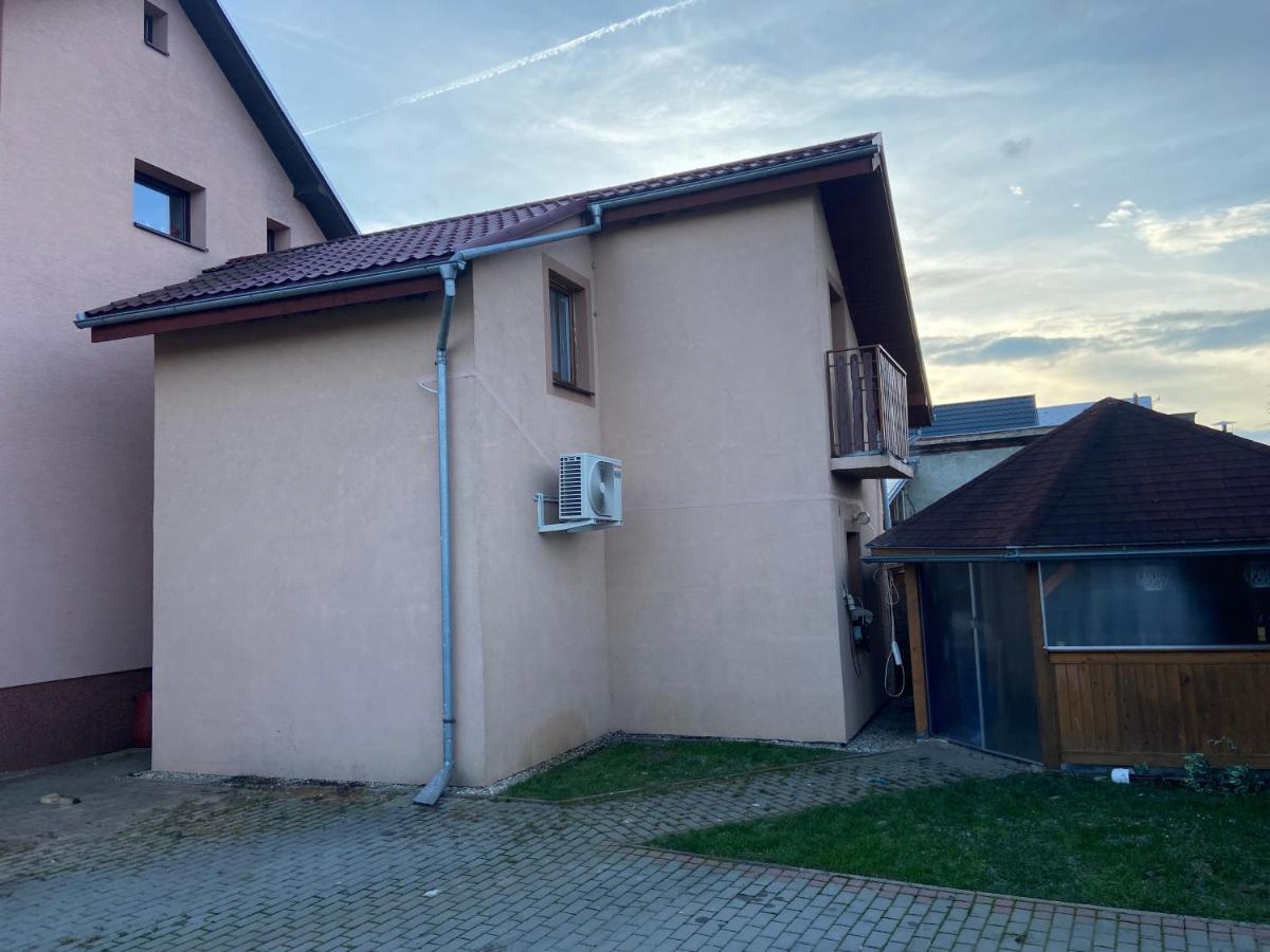 Privat Tilia Apartment